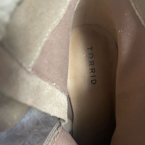 TORRID  leather Khaki Suede Cable Knit Top  ankle boots Block Heels SZ 12.5W - Picture 11 of 12